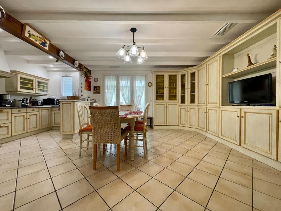 Villa Anatole - Parking Prive - 900M Cite Medievale Carcassonne Eksteriør billede